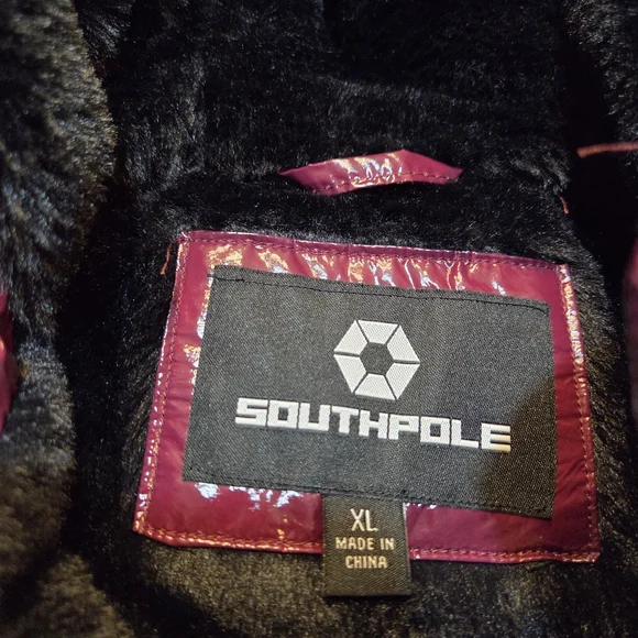 NWT Southpole Women's NylonPuffer Jacket, In Burgundy Faux Fur Inside sz XL - Picture 11 of 11